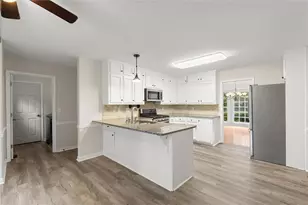9126 Branch Valley Way, Roswell, GA 30076 - Photo 10