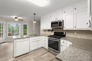 9126 Branch Valley Way, Roswell, GA 30076 - Photo 8