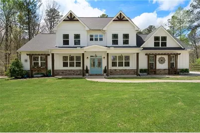 401 Blossom Trail, Acworth, GA 30101 - Photo 2