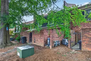 3 Pendleton Pl NE, Atlanta, GA 30342 - Photo 16