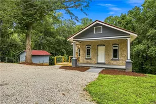 2928 Old Cornelia Hwy, Gainesville, GA 30507 - Photo 1