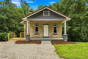 2928 Old Cornelia Hwy, Gainesville, GA 30507 - Photo 6