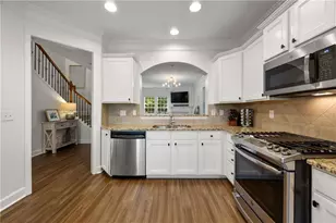 2294 Limehurst Dr NE, Atlanta, GA 30319 - Photo 10