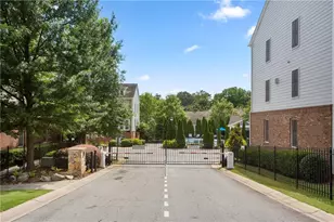 2294 Limehurst Dr NE, Atlanta, GA 30319 - Photo 46