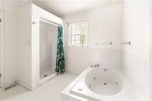 2510 Jewel St, East Point, GA 30344 - Photo 16