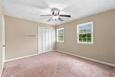 136 Sterling Court, Alpharetta, GA 30004 - Photo 12