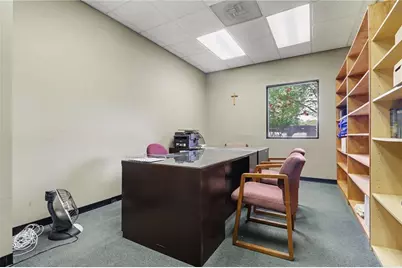 4450 Peachtree Lakes Drive, Duluth, GA 30096 - Photo 8