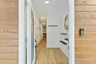 729 Emily Pl NW, Atlanta, GA 30318 - Photo 6
