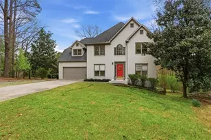 3560 Rosewicke Dr, Cumming, GA 30040 - Photo 2