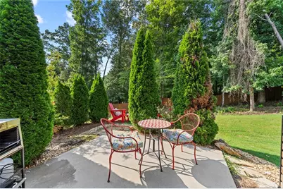 121 Rolling Hills Place, Canton, GA 30114 - Photo 4