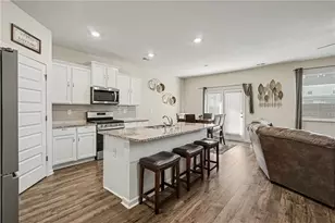 3462 Hawthorn Farm Blvd, Loganville, GA 30052 - Photo 6