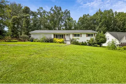 1331 Owen Circle, Buford, GA 30518 - Photo 2