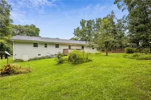 1331 Owen Cir, Buford, GA 30518 - Photo 44