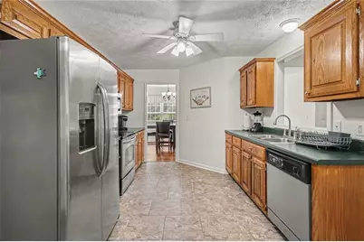 352 Academy Woods Drive, Jefferson, GA 30549 - Photo 10