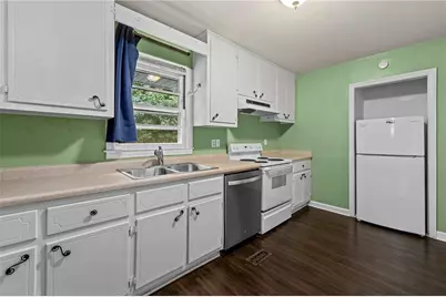 1747 Crestridge Drive SE, Marietta, GA 30067 - Photo 8