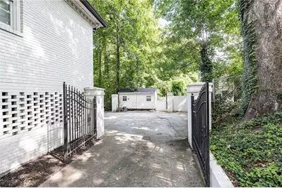 1135 Peachtree Battle Avenue NW, Atlanta, GA 30327 - Photo 72
