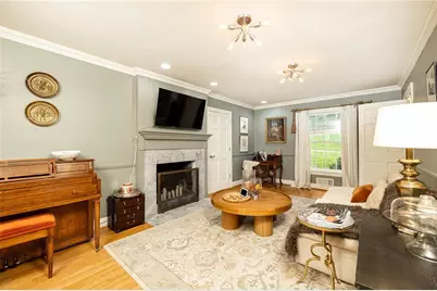 1135 Peachtree Battle Avenue NW, Atlanta, GA 30327 - Photo 20