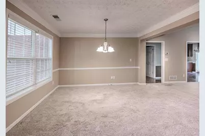 529 Plantation Creek Drive, Loganville, GA 30052 - Photo 10