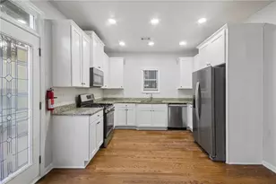 1668 Habershal Rd, Atlanta, GA 30318 - Photo 12
