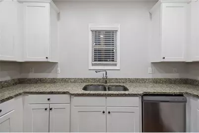 1668 Habershal Road #28, Atlanta, GA 30318 - Photo 14