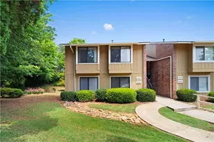 2006 Powers Ferry Trce SE, Marietta, GA 30067 - Photo 1
