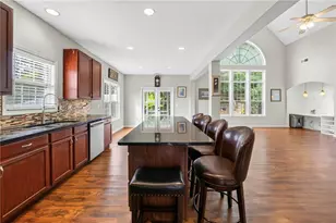 2828 Autumn Ridge Ln, Lawrenceville, GA 30044 - Photo 14