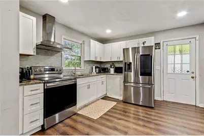 3918 Sherwood Drive, Douglasville, GA 30135 - Photo 6