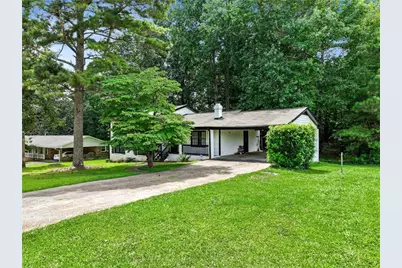 3918 Sherwood Drive, Douglasville, GA 30135 - Photo 2