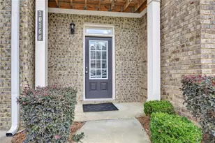 10160 Benton Woods Dr, Covington, GA 30014 - Photo 2