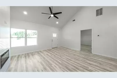 195 Kennedy Estates Road, Carrollton, GA 30116 - Photo 2