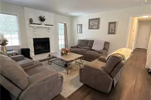 3760 Sunny Hill Dr, Loganville, GA 30052 - Photo 6