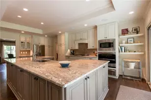 1043 Robin Ln NE, Atlanta, GA 30306 - Photo 10