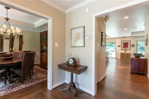 1043 Robin Ln NE, Atlanta, GA 30306 - Photo 8