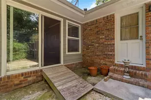 2199 Vivid Ct, Stone Mountain, GA 30087 - Photo 32