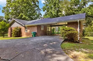 2199 Vivid Ct, Stone Mountain, GA 30087 - Photo 36