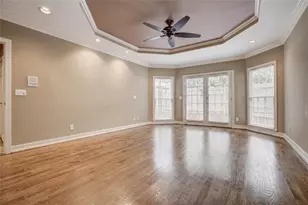 9485 Nesbit Lakes Dr, Alpharetta, GA 30022 - Photo 6