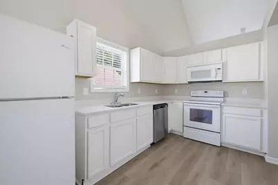 6563 Lake Mill Trace, Lithonia, GA 30038 - Photo 10