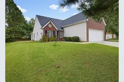 6563 Lake Mill Trace, Lithonia, GA 30038 - Photo 2