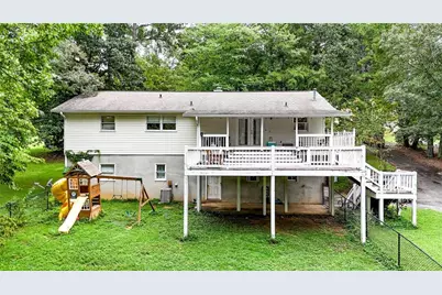 110 Crestmont Drive, Calhoun, GA 30701 - Photo 2