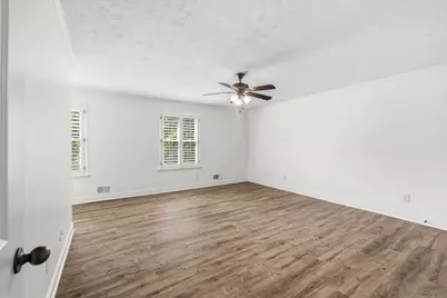 9630 Pine Thicket Way, Roswell, GA 30075 - Photo 20
