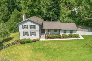 9630 Pine Thicket Way, Roswell, GA 30075 - Photo 1