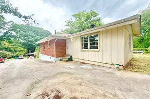 723 Callaway Dr, Forest Park, GA 30297 - Photo 24