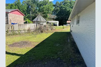 2875 Carriage Lane, Atlanta, GA 30349 - Photo 16
