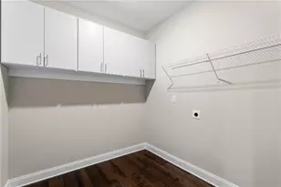 1610 Prestwick Ln, Dunwoody, GA 30338 - Photo 28