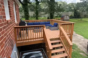 142 Hutton Pl NW, Atlanta, GA 30318 - Photo 10