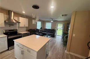 142 Hutton Pl NW, Atlanta, GA 30318 - Photo 4