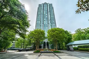 2870 Pharr Ct S, Atlanta, GA 30305 - Photo 4