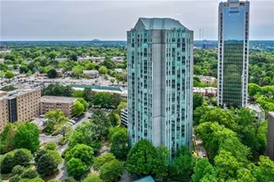 2870 Pharr Ct S, Atlanta, GA 30305 - Photo 10
