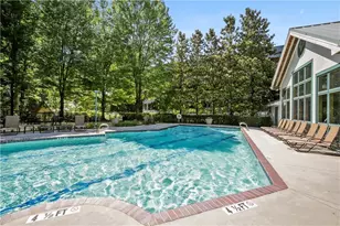 2870 Pharr Ct S, Atlanta, GA 30305 - Photo 16