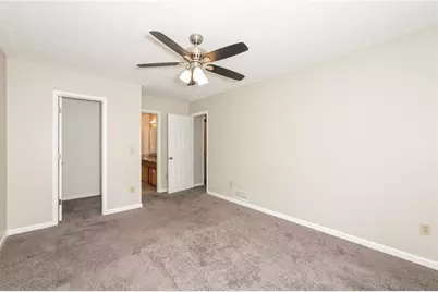 10450 Summer Creek Drive, Johns Creek, GA 30022 - Photo 8